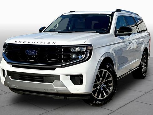 Certified 2025 Ford Expedition Platinum AWD/4WD image 34