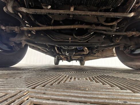 Used 2001 Ford E-350 and Econoline 350 XLT image 33