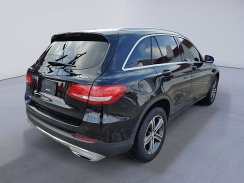Used 2017 Mercedes-Benz GLC 300 4MATIC image 7