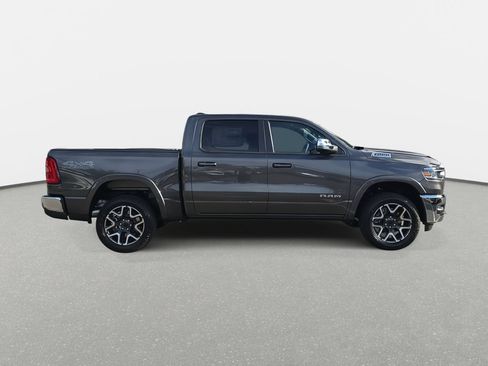 New 2026 RAM 1500 Laramie AWD/4WD image 4