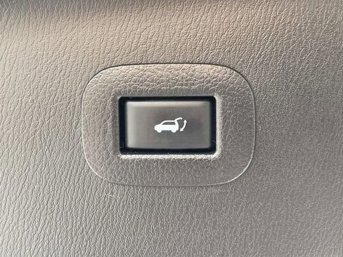 Used 2024 INFINITI QX80 Luxe AWD/4WD image 13