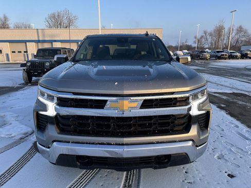 Used 2023 Chevrolet Silverado 1500 LT image 12