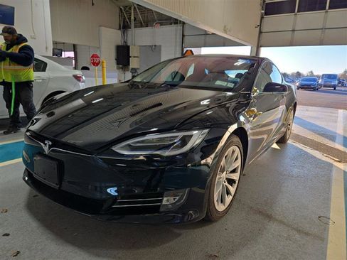 Used 2017 Tesla Model S 75D image 4