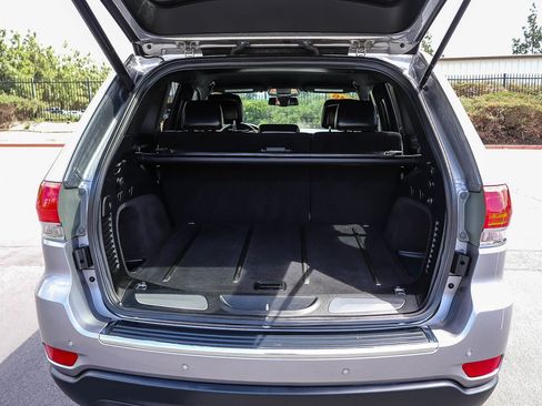 Used 2016 Jeep Grand Cherokee Limited RWD image 32