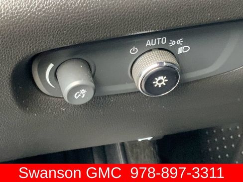 Certified 2023 Chevrolet Traverse LT w/ Midnight/Sport Edition AWD/4WD image 18
