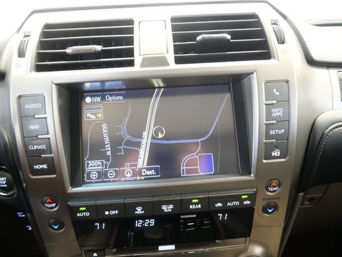 Used 2021 Lexus GX 460 Premium w/ Premium Package AWD/4WD image 21