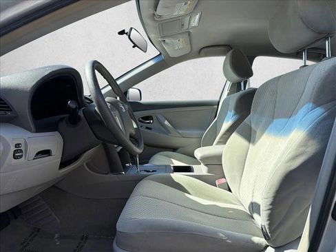 Used 2007 Toyota Camry LE image 12