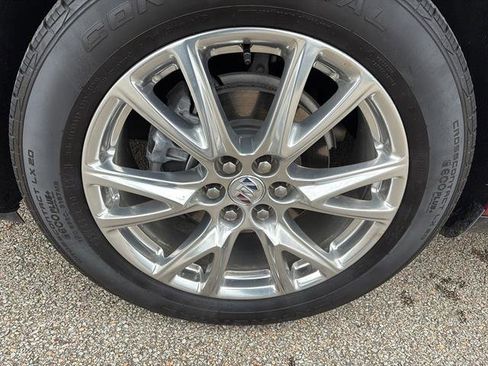 Used 2023 Buick Enclave Essence w/ Experience Buick Package image 9