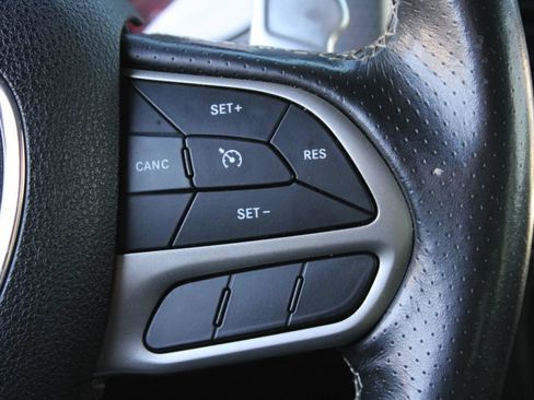 Used 2020 Dodge Charger SRT Hellcat w/ Navigation & Travel Group RWD image 26