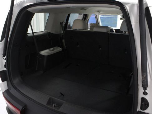 Used 2024 Hyundai Santa Fe SE AWD/4WD image 14