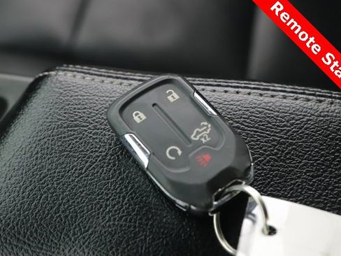 Used 2022 GMC Sierra 1500 Elevation image 3