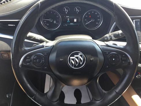 Used 2019 Buick Enclave Essence FWD image 15