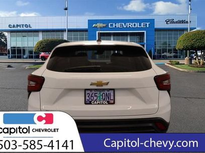 Used 2025 Chevrolet Trax LS