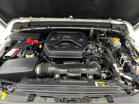 Used 2020 Jeep Wrangler Sport AWD/4WD image 26