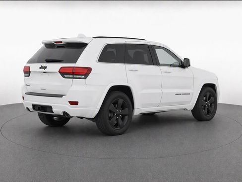 Used 2014 Jeep Grand Cherokee Altitude AWD/4WD image 5