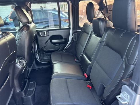 Used 2021 Jeep Wrangler Unlimited Sport AWD/4WD image 18