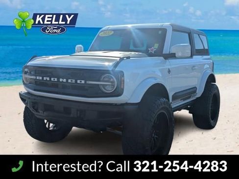 Used 2022 Ford Bronco Outer Banks AWD/4WD image 1