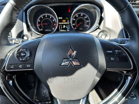 Used 2025 Mitsubishi Outlander Sport SE image 21