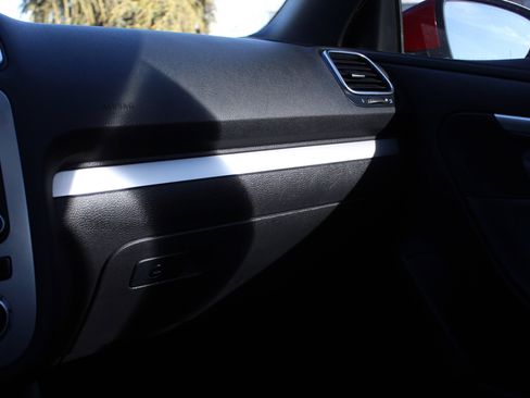 Used 2013 Volkswagen Eos Komfort image 30