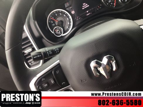 Used 2025 RAM 1500 Big Horn AWD/4WD image 13