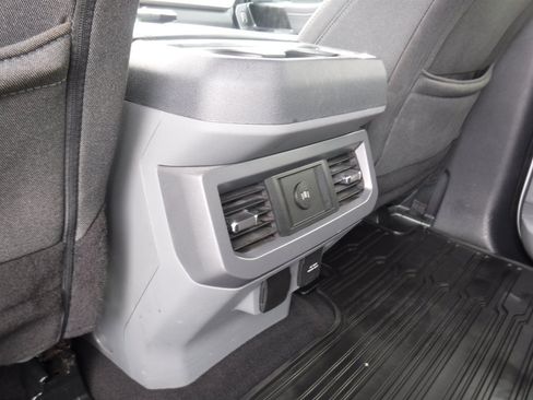 Used 2024 Ford F250 XLT w/ XLT Premium Package AWD/4WD image 11