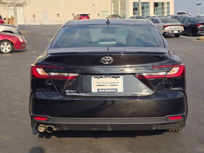 Used 2025 Toyota Camry SE w/ Convenience Package