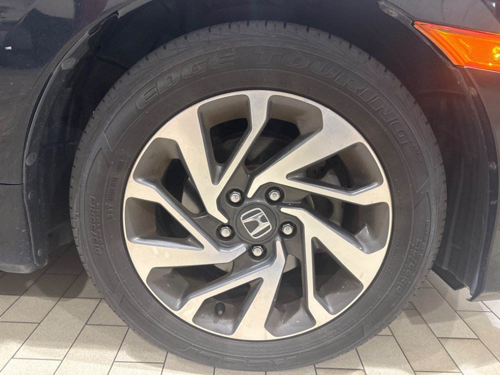 Used 2017 Honda Civic EX image 5