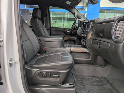 Used 2022 Chevrolet Silverado 3500 High Country w/ Safety Package II image 46