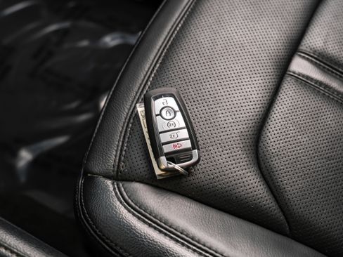 Used 2020 Ford Expedition Limited w/ Equipment Group 301A image 54