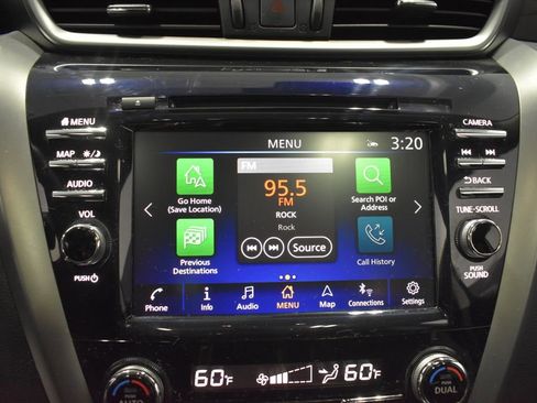 Certified 2024 Nissan Murano Platinum w/ Cargo Package AWD/4WD image 23