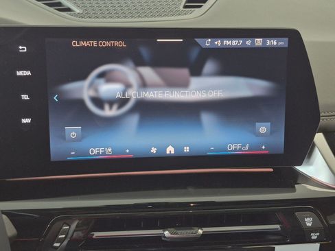New 2026 BMW X1 xDrive28i w/ Technology Package AWD/4WD image 23