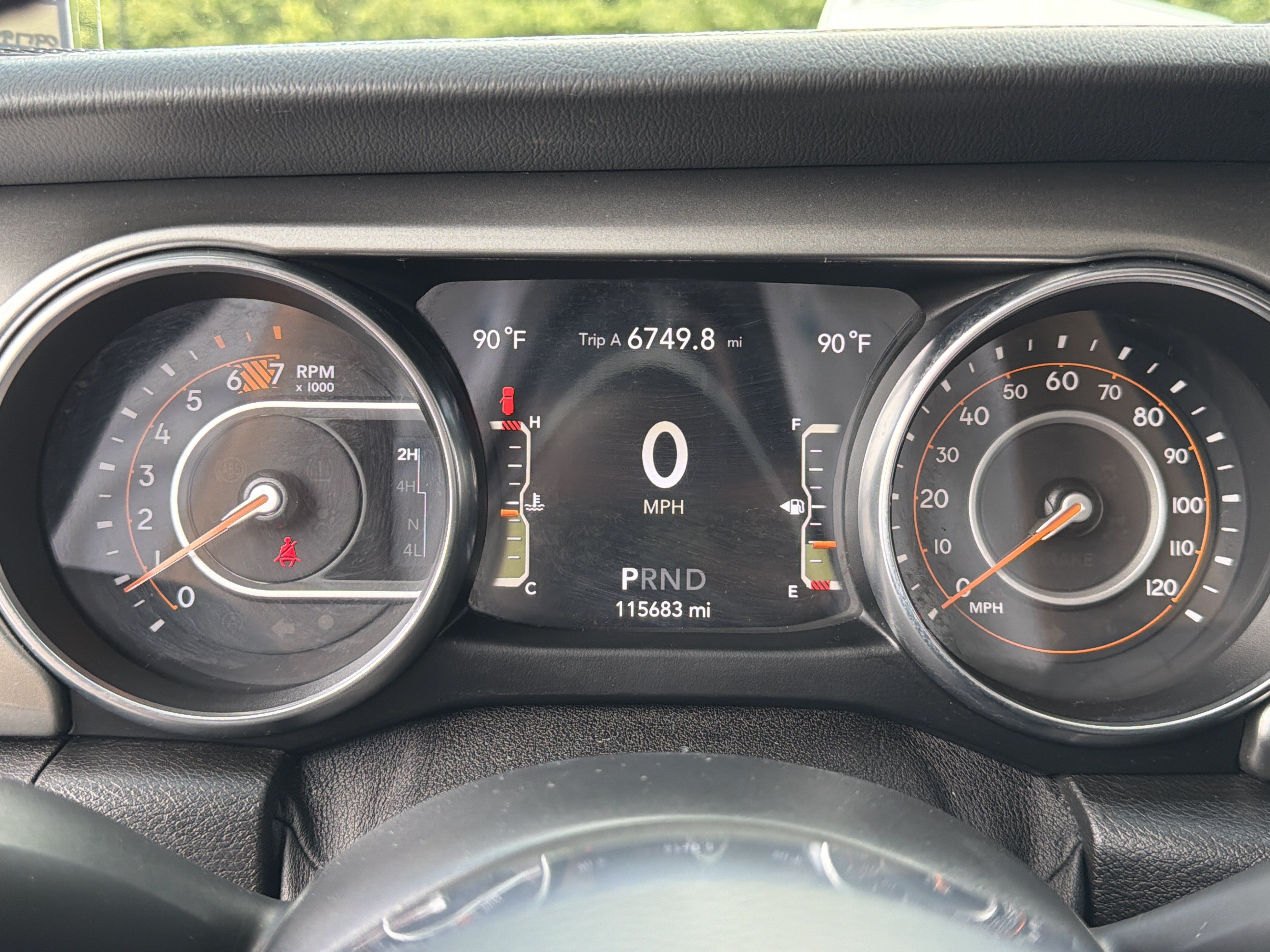 Used 2021 Jeep Wrangler Unlimited Sahara AWD/4WD image 31