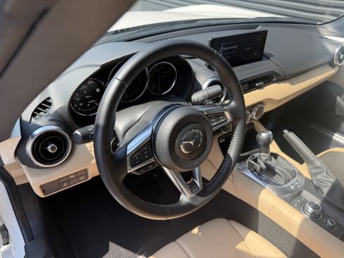 Used 2024 MAZDA MX-5 Miata RF Grand Touring w/ Appearance Package RWD image 4