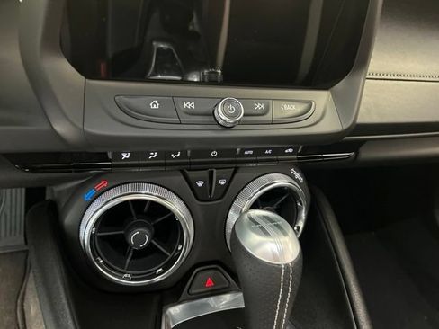 Used 2022 Chevrolet Camaro SS RWD image 15