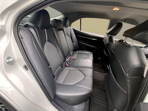 Used 2023 Toyota Camry SE image 24