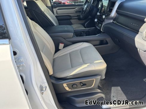 Used 2020 RAM 1500 Limited image 17