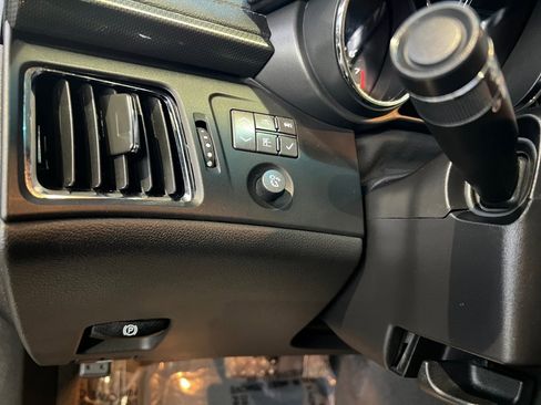 Used 2011 Cadillac CTS Sedan image 37