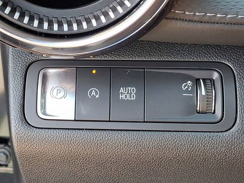 Used 2026 Chevrolet Equinox LT image 32