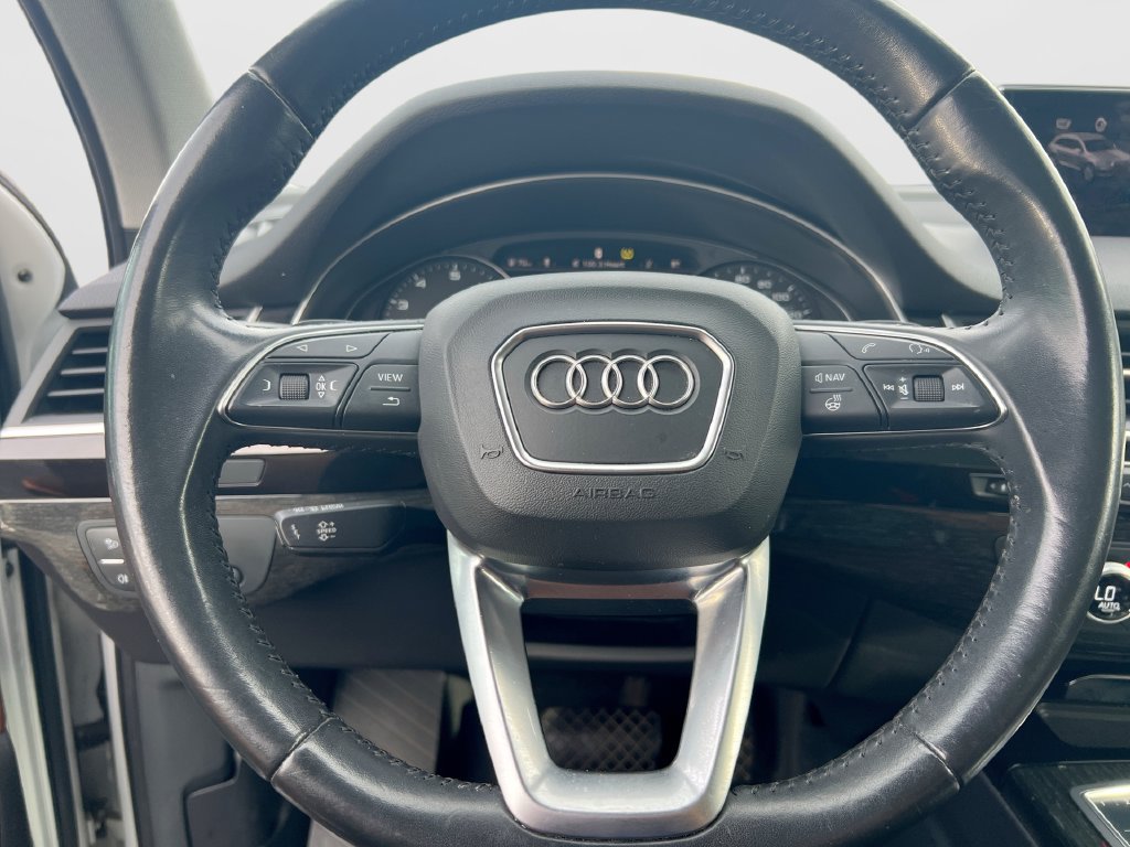 Used 2019 Audi Q7 3.0T Premium AWD/4WD image 18