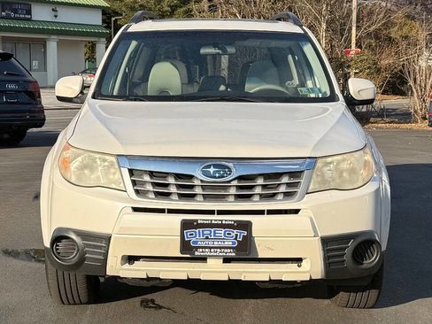 Used 2011 Subaru Forester 2.5X Premium w/ All-Weather Pkg image 2