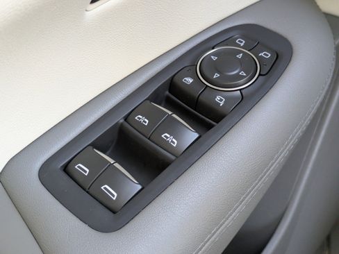 Used 2023 Cadillac XT5 Premium Luxury image 21