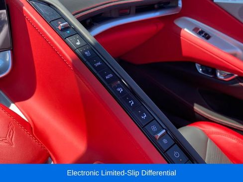 Used 2022 Chevrolet Corvette Stingray Premium Conv w/ Z51 Performance Package RWD image 12