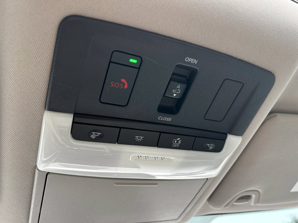 Used 2024 Nissan Altima 2.5 SL FWD image 39