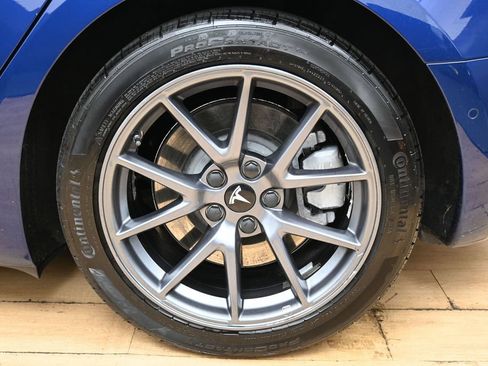 Used 2021 Tesla Model 3 Standard Range Plus RWD image 15