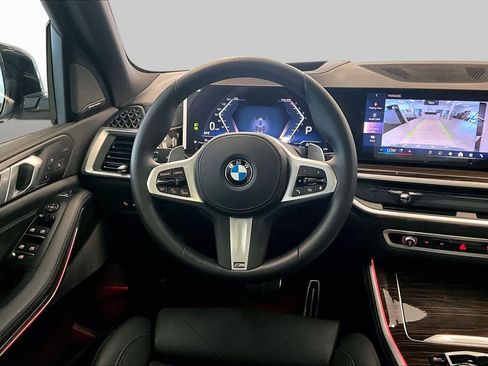 Used 2026 BMW X5 sDrive40i w/ Executive Package RWD image 17