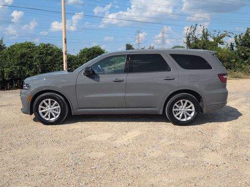 Used 2025 Dodge Durango GT RWD image 2