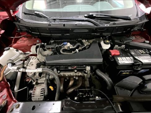 Used 2020 Nissan Rogue S AWD/4WD image 29