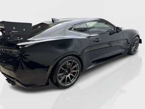 Used 2018 Chevrolet Camaro ZL1 RWD image 13