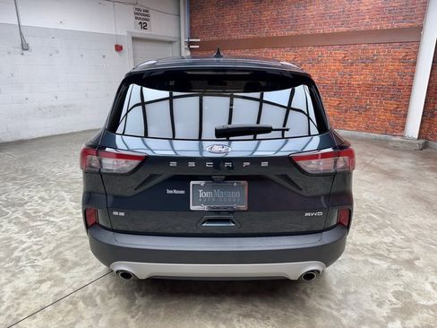 Used 2022 Ford Escape SE w/ Convenience Package image 4
