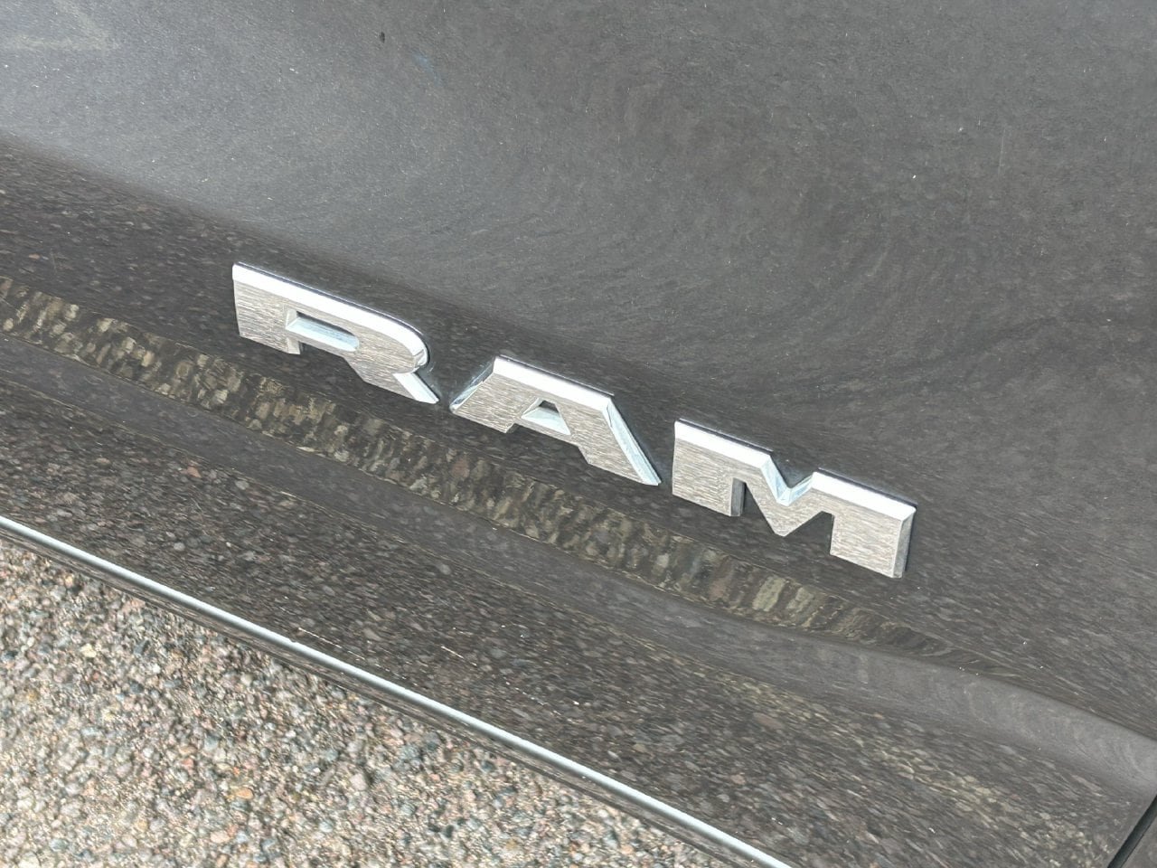 Used 2020 RAM 1500 Laramie RWD image 9
